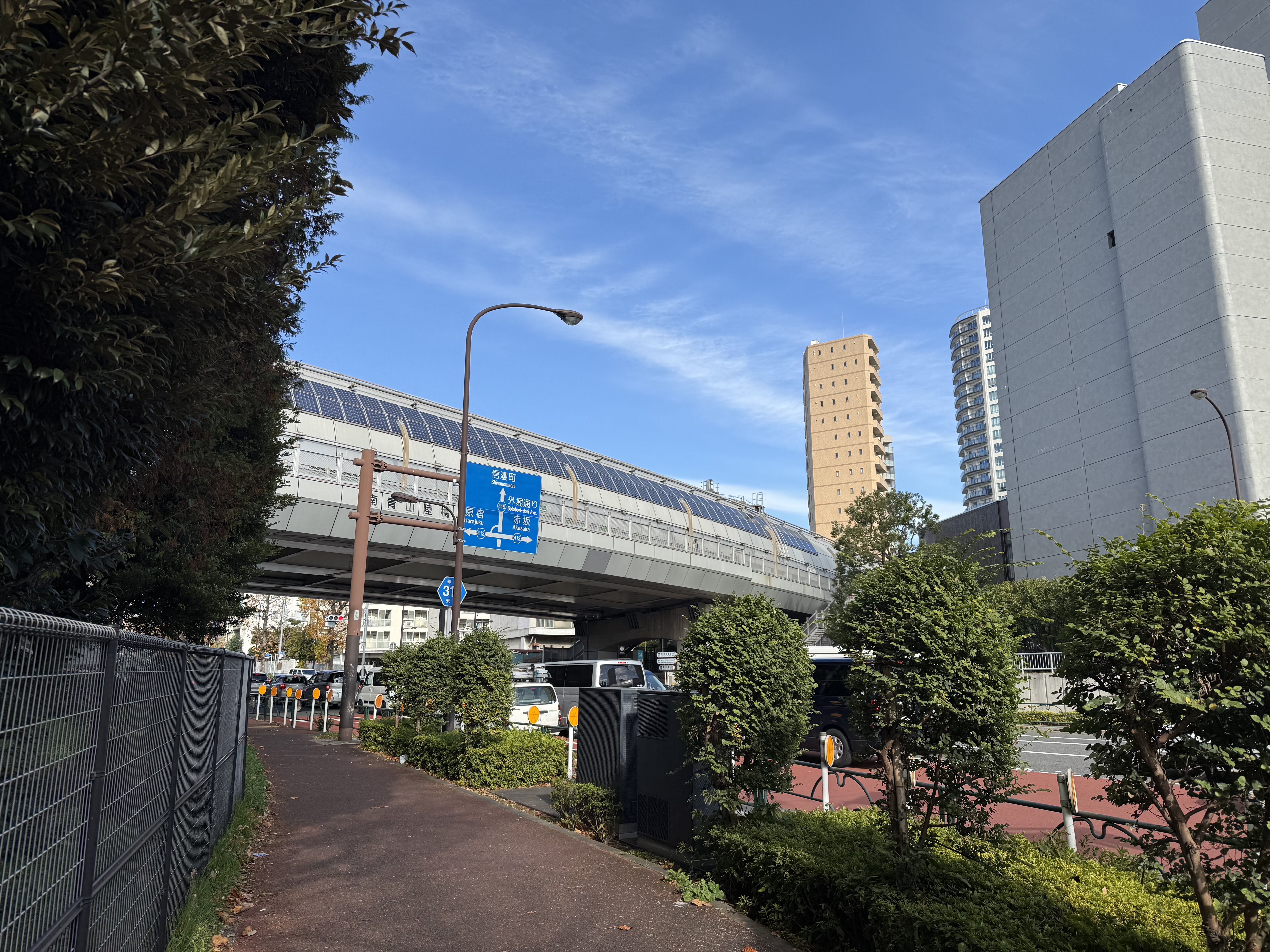 Nogizaka Station view